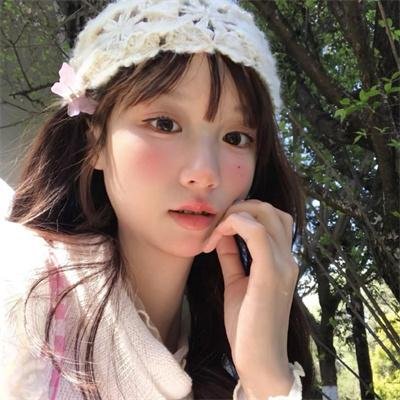 女孩的灵缇犬